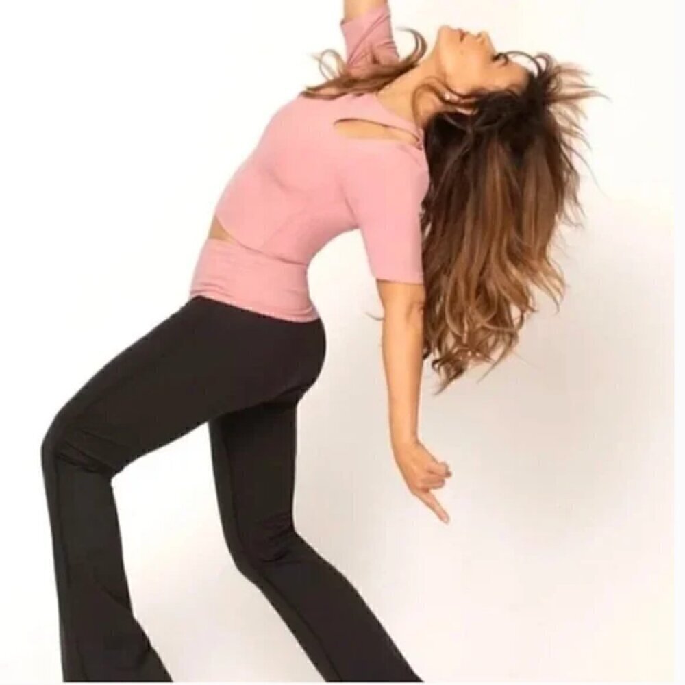 Smash + Tess Warm Hearted Crop Top in Dreamy Pink New Size Medium